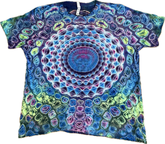 Size XL “Spatial Exploration” (UV Reactive)
